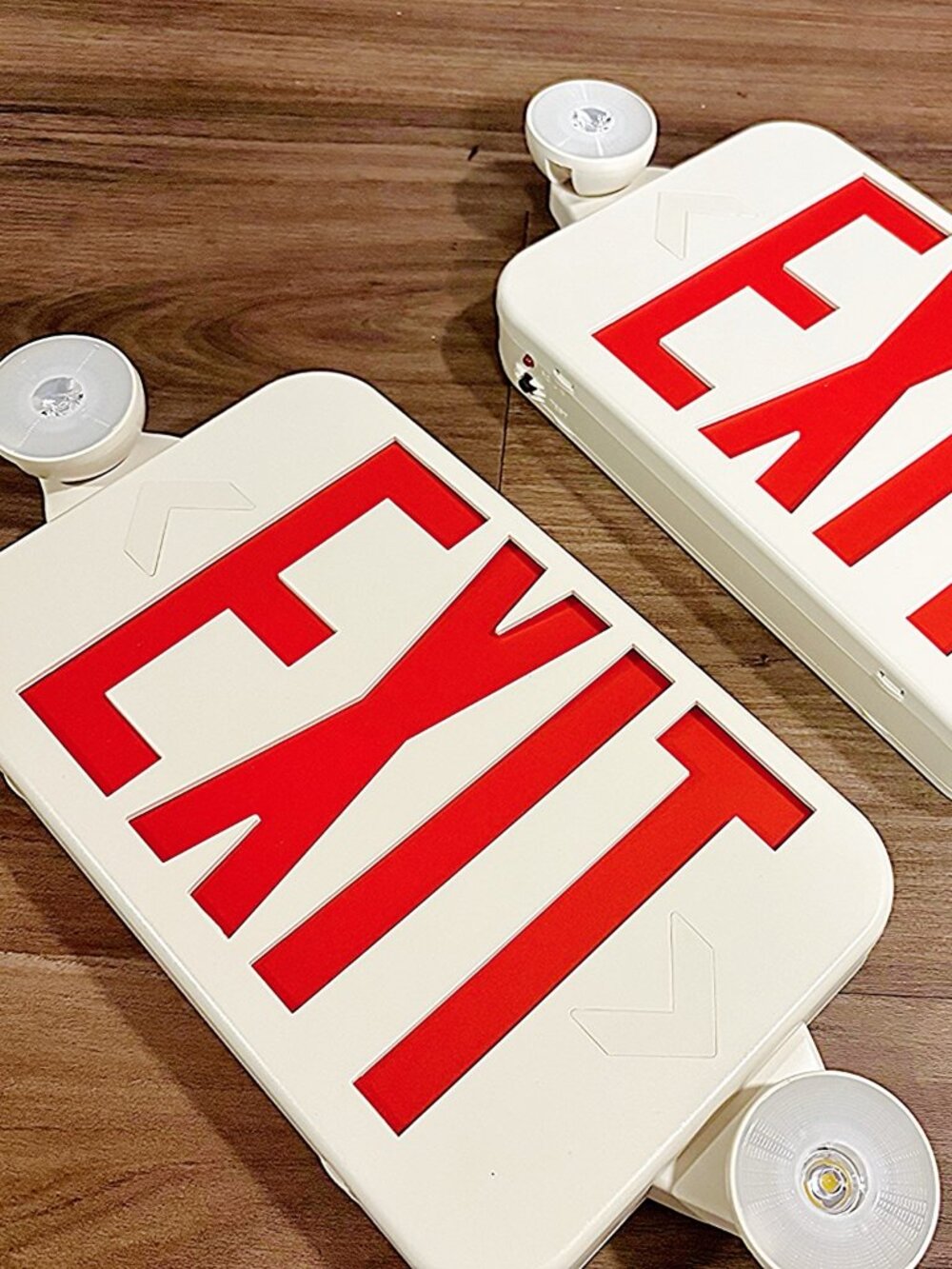 FREELICHT Exit Sign Emergency Light 2 Pack LED Battery Backup Red